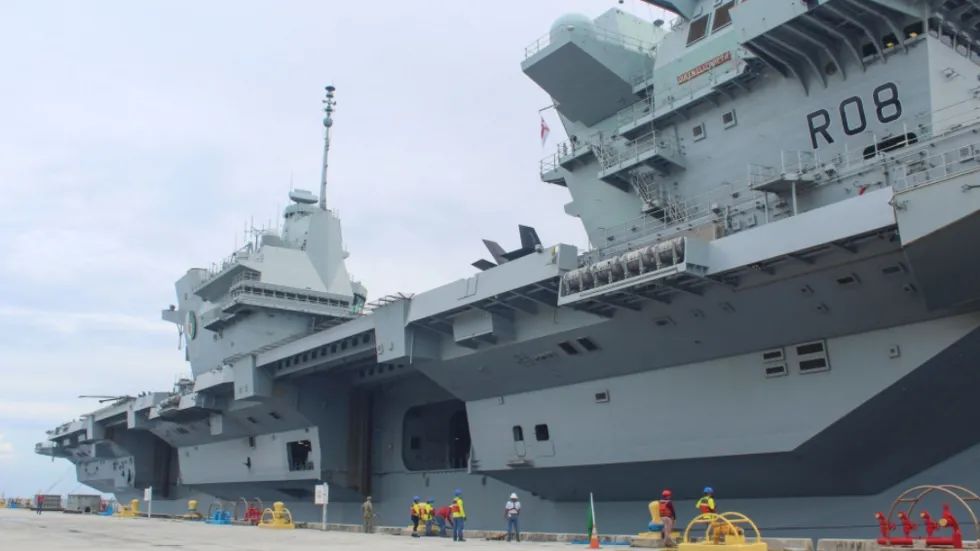 ����Ժʮ�ţ�Ӣ����ĸͻȻ�ı��г̣�������ô��