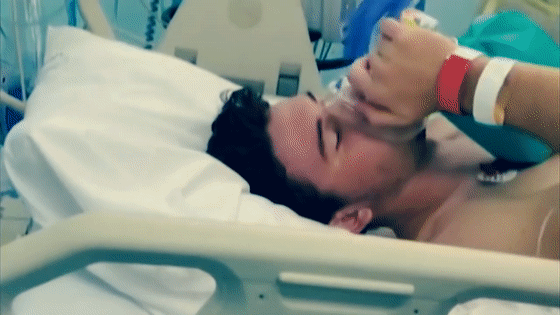 这个起底德堡的视频火了！网民呼吁：彻底调查