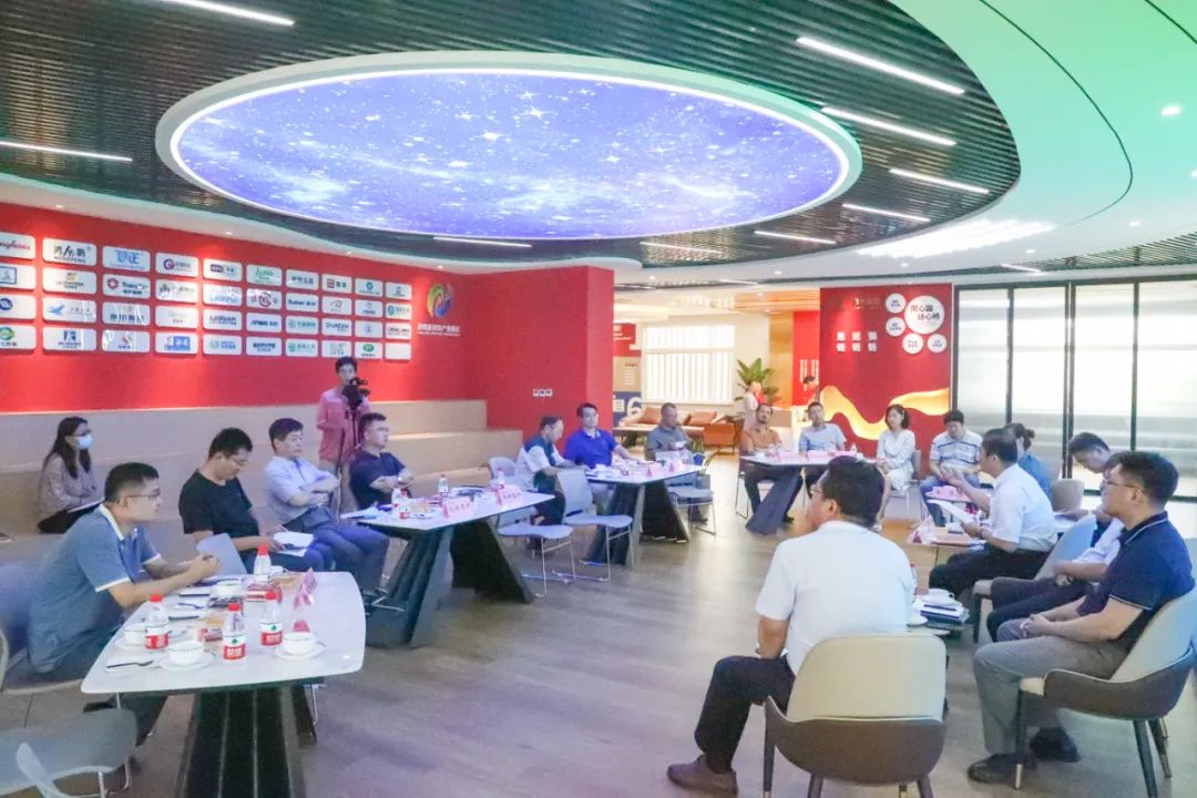 济南新材料产业园区举办第二期“企业家沙龙”活动