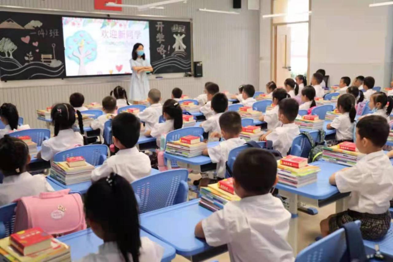 深圳市宝安区湖东小学启用!学童欢颜入新校(图4)