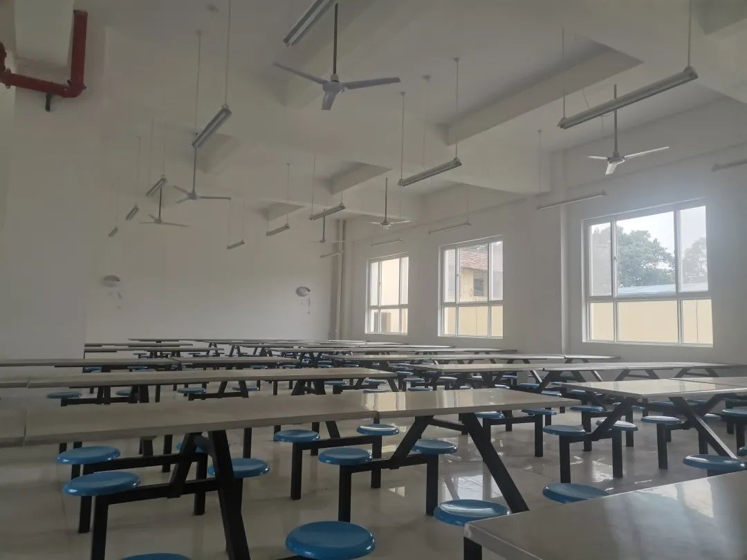 西安市临潼区任留小学：新建高颜值综合楼(图1)