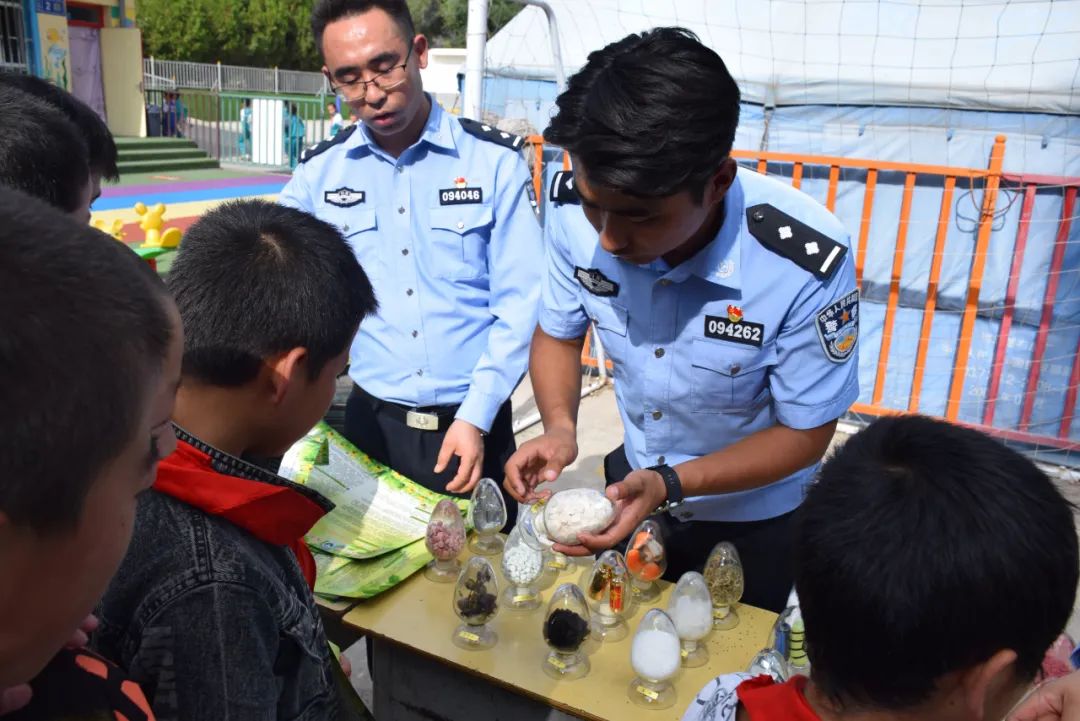 【开学第一课】广河县开展青少年毒品预防教育活动