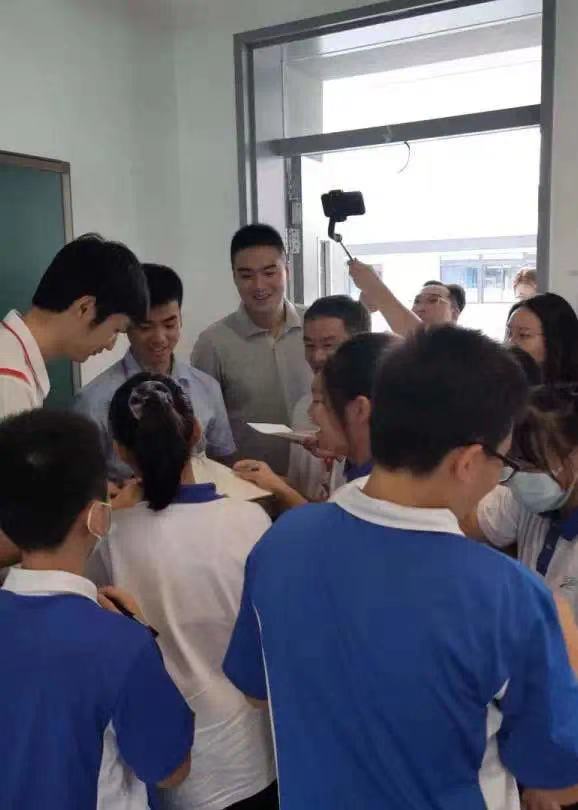 深圳市格致中學體教融合出新招(圖1) 深圳市格致中學體教融合出新招(圖1)