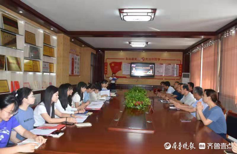 無棣縣棣州希賢學(xué)校多項(xiàng)活動慶祝教師節(jié)(圖1) 無棣縣棣州希賢學(xué)校多項(xiàng)活動慶祝教師節(jié)(圖1)