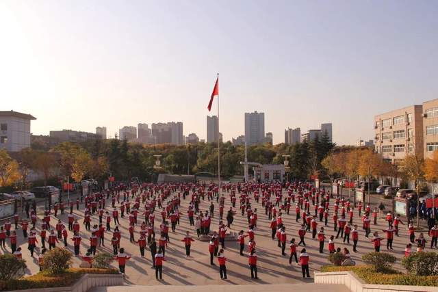 濟(jì)南市章丘區(qū)繡水中學(xué):有序推進(jìn)“雙減”工作(圖1)