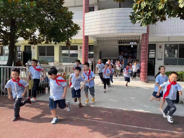 东阳市单良小学:疏散常演练，牢筑安全线(图2)