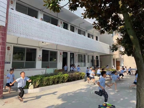 东阳市单良小学:疏散常演练，牢筑安全线(图3)