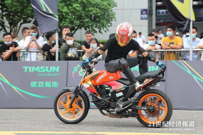 摩托車迎來3年替換高峰 電動(dòng)化、智能化成行業(yè)大勢