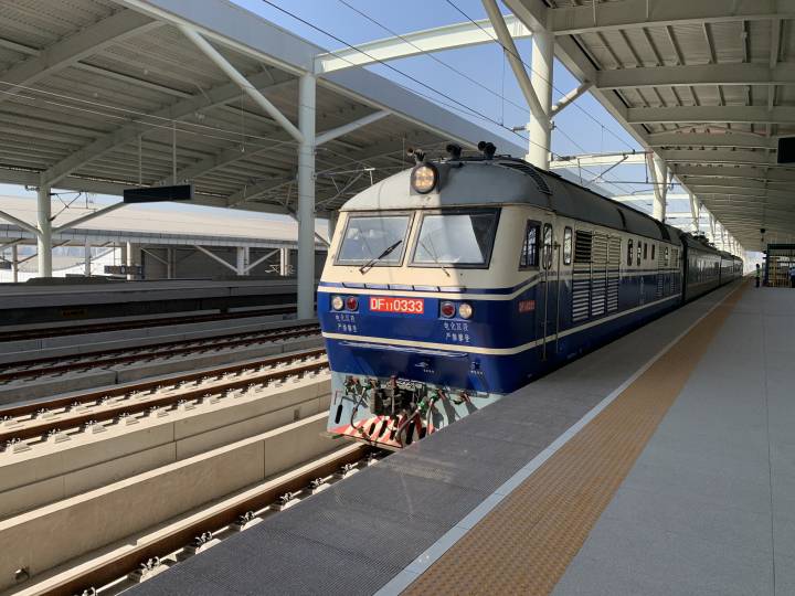 杭台高铁开始联调联试，它开通后杭州到台州1个小时就能到了
