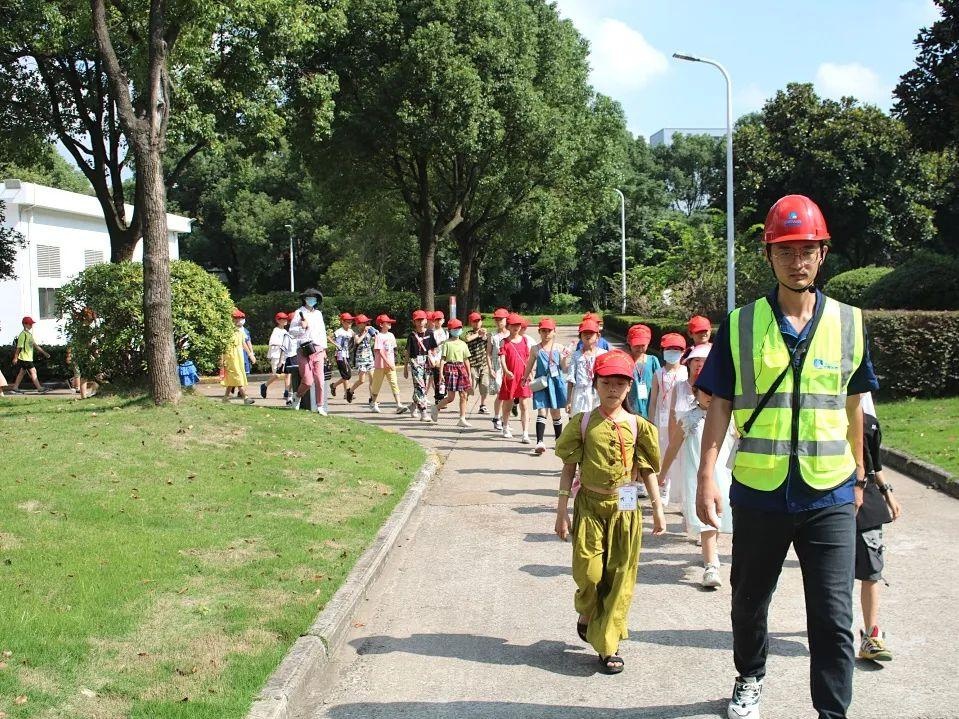 环保入“童”心！污水处理厂来了一群小记者