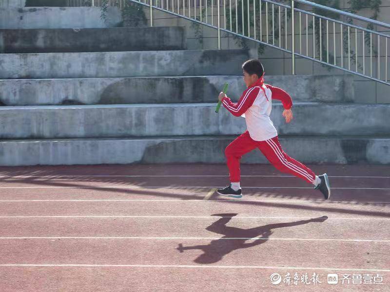 濟南育秀小學的秋季運動會真熱鬧(圖4) 濟南育秀小學的秋季運動會真熱鬧(圖4)