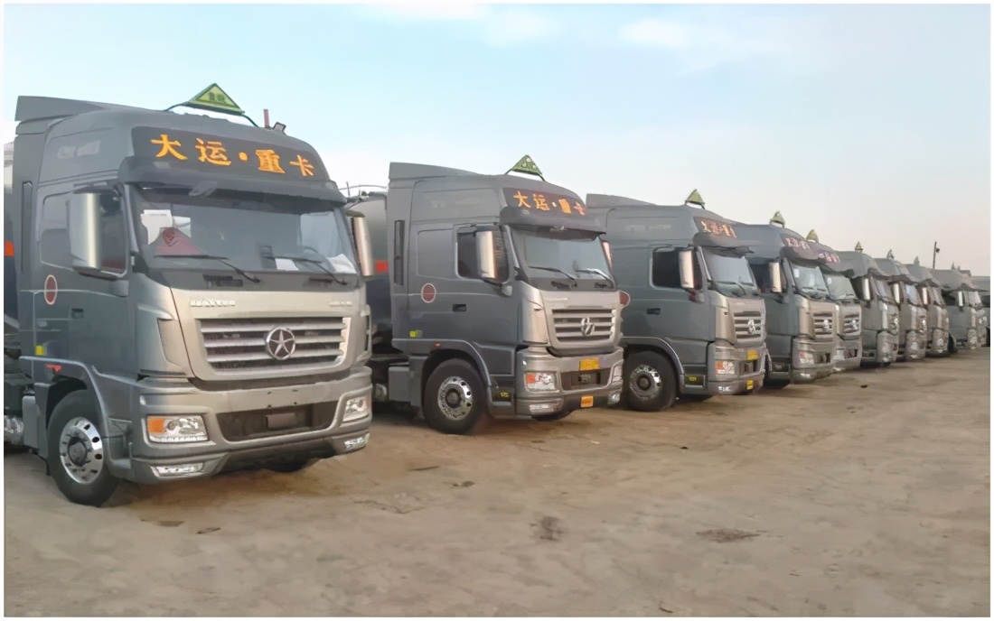 大運危險品車(chē)輛銷(xiāo)售火爆，貼心服務(wù)贏(yíng)夸贊