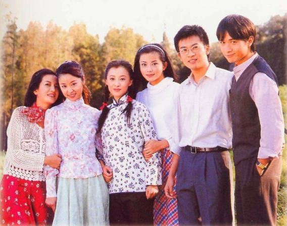 “可云”徐露：巅峰期退隐，嫁大7岁男友，46岁