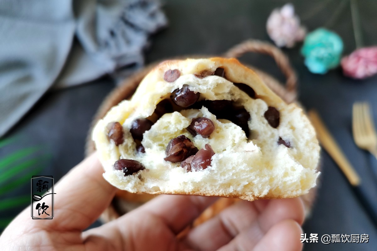 闺蜜们都喜欢的面包，既甜又香，配杯牛奶，当早餐一顿一个，特棒