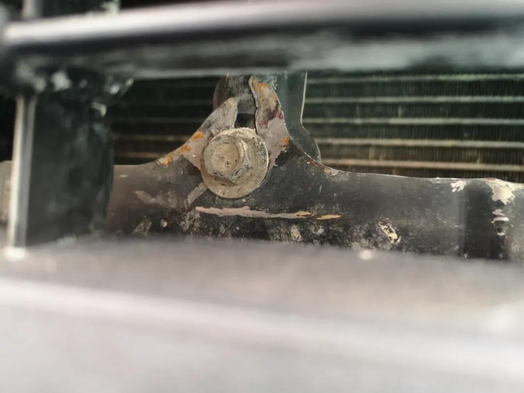 年轻人的选择，3万多买台二手A0级小车，大街小巷穿梭自如