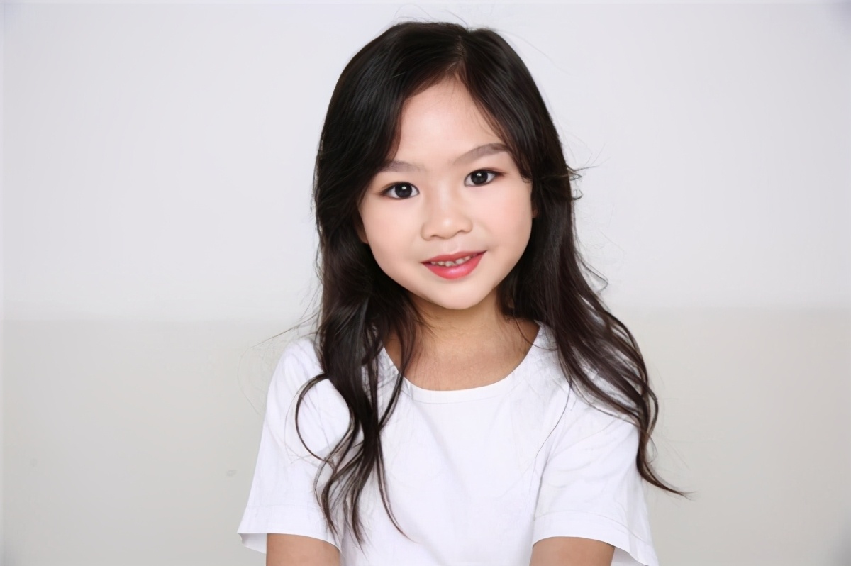 2021中国童模榜中榜时尚盛典全球代言人李凝玥