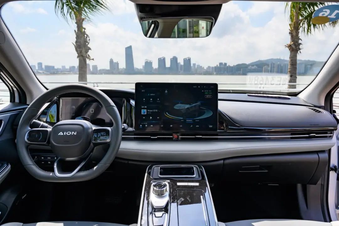 变化巨大，开着AION S Plus不会再被当网约车司机