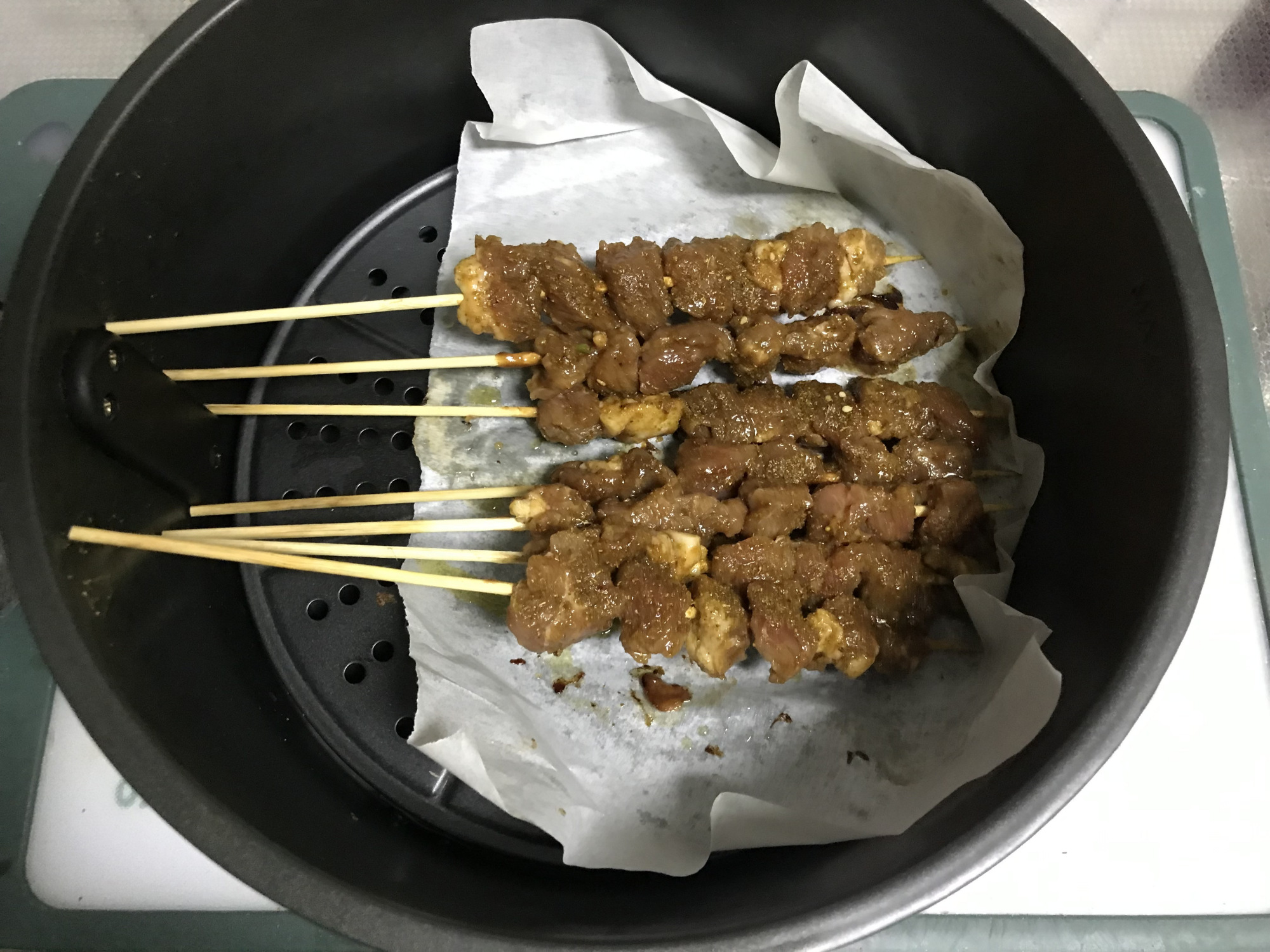 天热，啤酒烤串不能少，这样做，味道浓郁吃不够，朋友圈：馋哭了