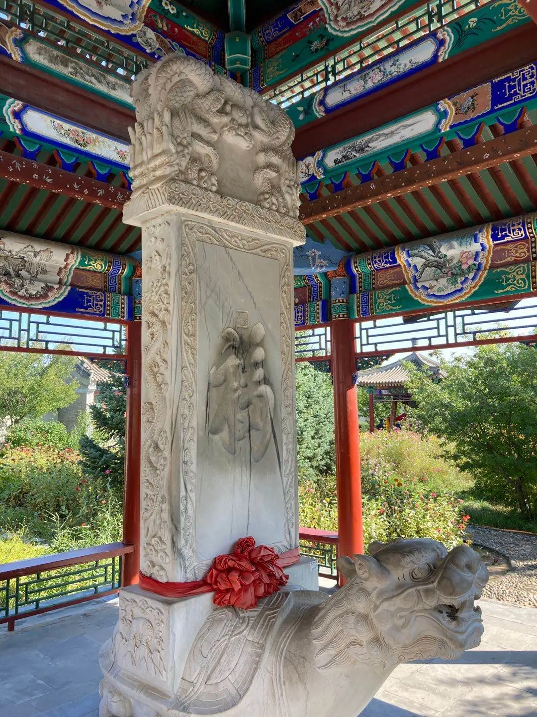 长春—通辽金秋首发团畅玩第二天：逛孝庄园、吃烧麦宴...