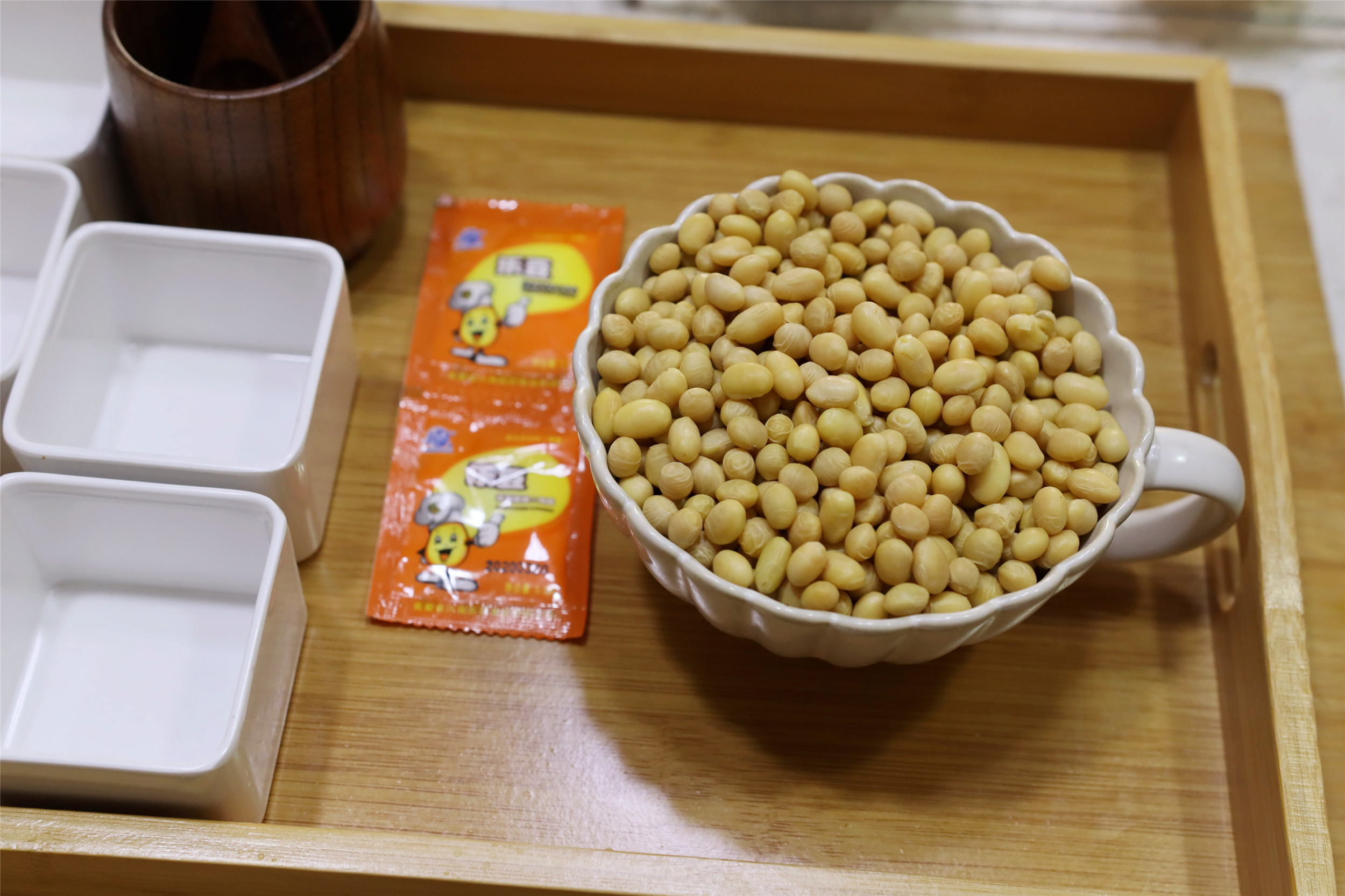 自制豆腐脑，简单几乎“0失败”，早餐热气腾腾喝一碗，舒服极了