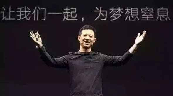 想换车的朋友忍一忍！1年后，国内新能源还有几家活着？