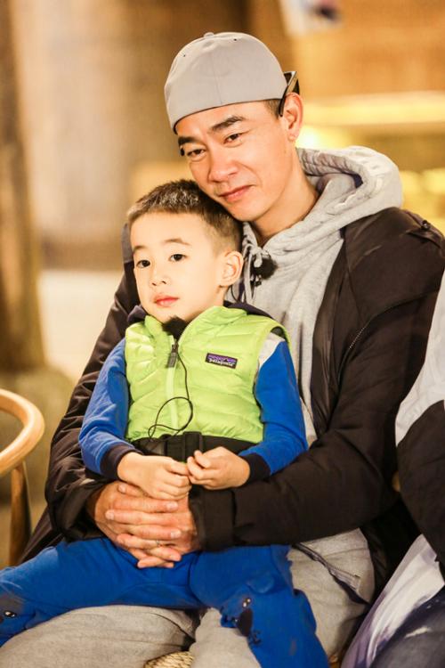應采兒兒子展現語言天賦，7歲的Jasper能說6地方言