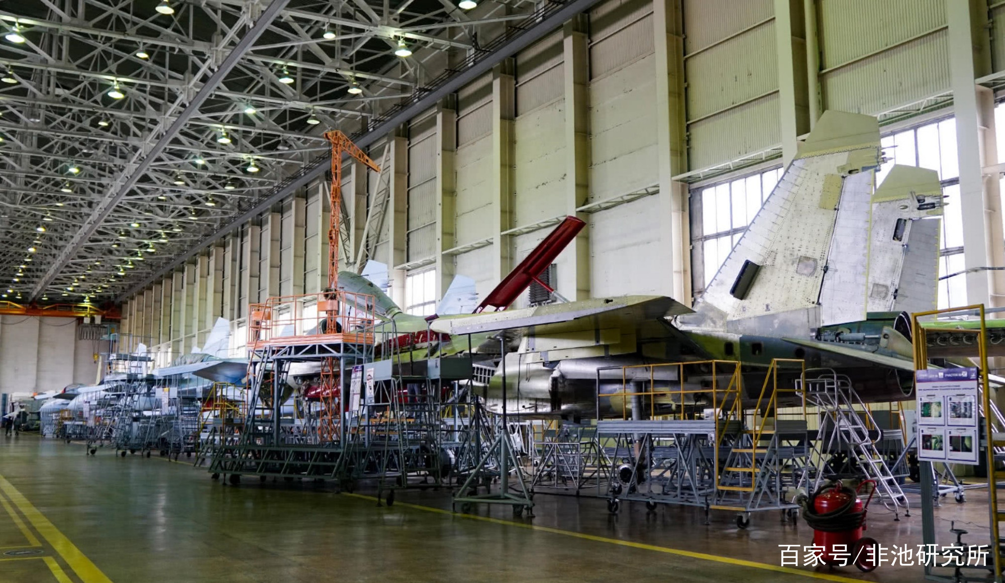 ����˹�վ�ʵ��������Σ�