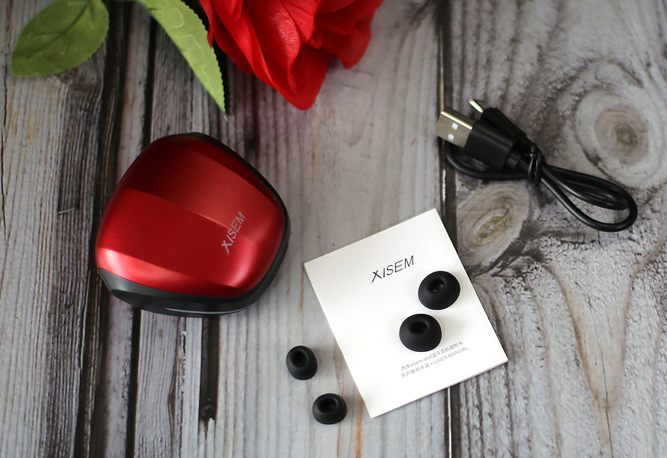 亲民定位、灯光酷炫、听声辩位，Xisem西圣Olaf真无线游戏耳机