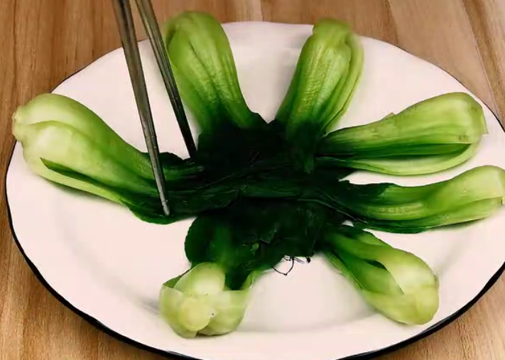 图片[2]-香菇油菜的做法 其实青菜不用炒也好吃快来看吧-起舞食谱网