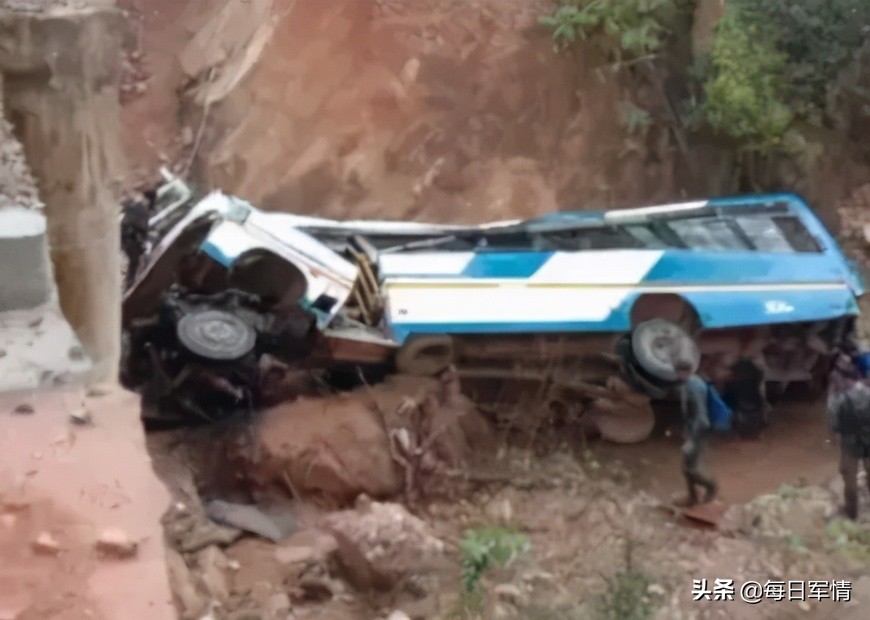 3月24日军情！轰隆巨响！美军基地遇袭，印军4