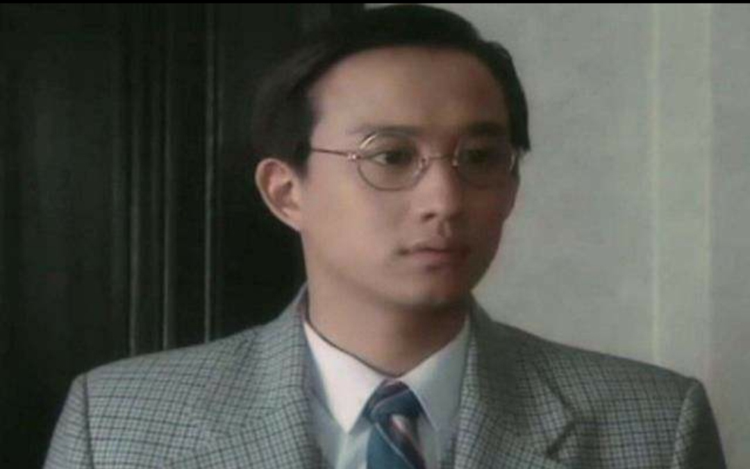 “神算子”黄磊女儿黄多多，小小年纪被曝穿露