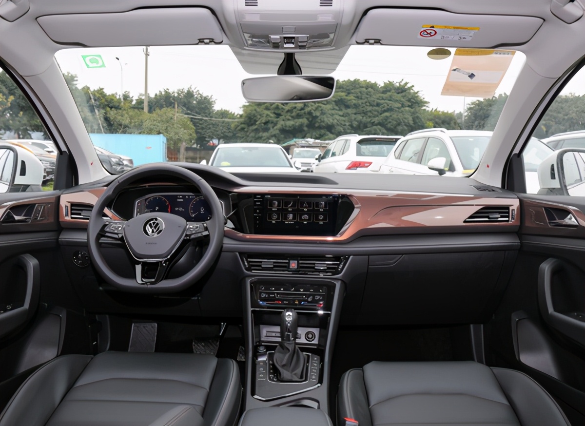 上汽大众途岳，车长4453毫米，短小精悍家用SUV