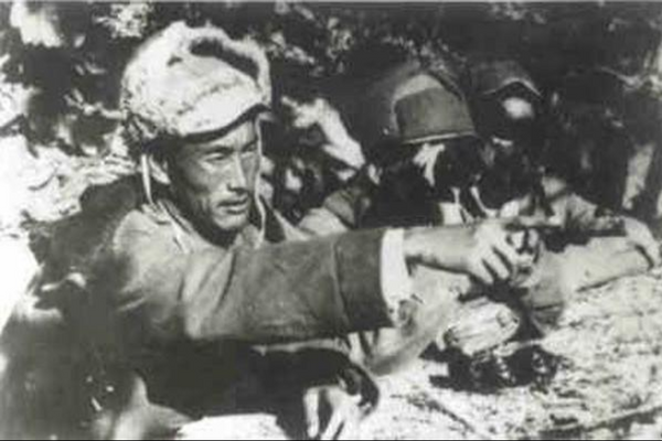 出兵朝鲜前，林彪为何要临阵换将，坚持换掉十三兵团司令员