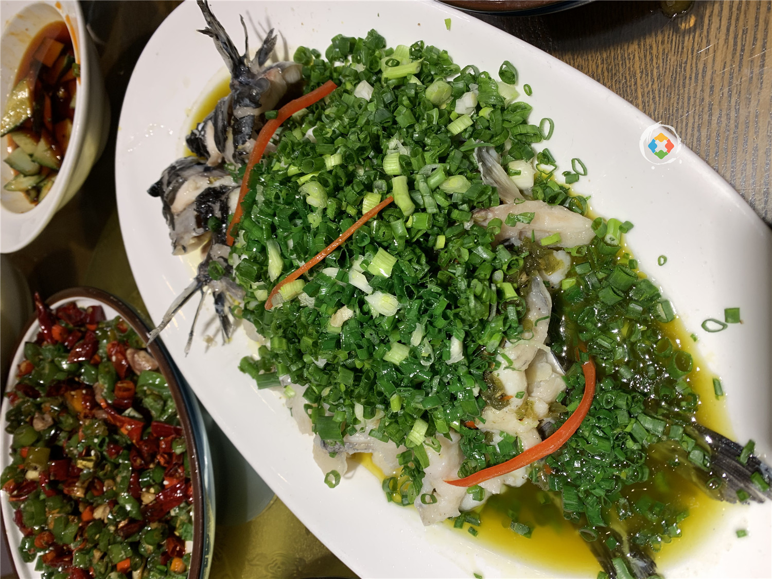 重庆人最爱吃的10家江湖菜，网红餐厅口碑差，饭粑跎不愧是老字号