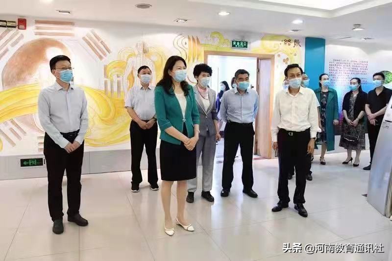 传承精华 守正创新！副省长霍金花到南阳医专调研指导工作