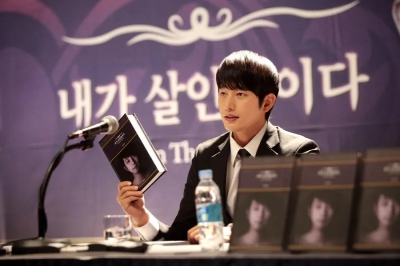 1500万抢人！周某出狱，30家网红公司蹲守签约：