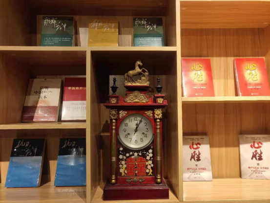 云南省威信县：书香溢满城 乡愁透扎西