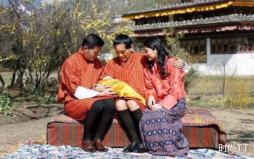 不丹最美王后！国王曾为她放弃“一夫多妻制”，有新欢后将她冷落