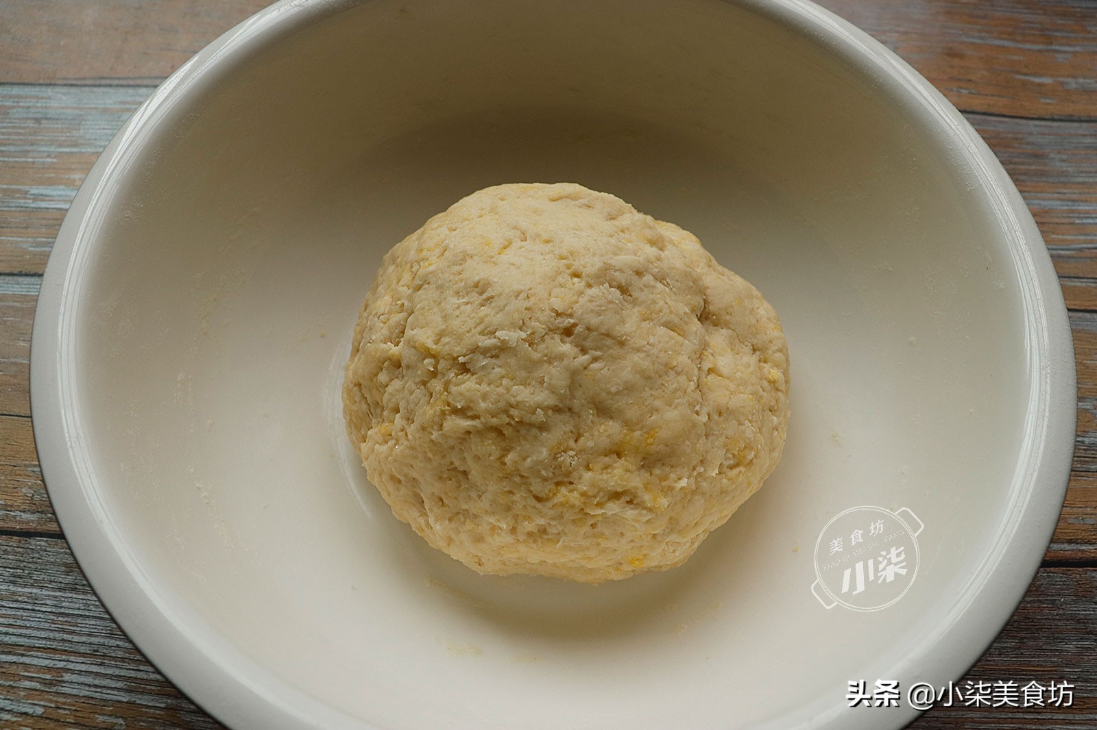 自从学会面粉这样做，我家早餐就没买过，柔软香甜，比面包还好吃