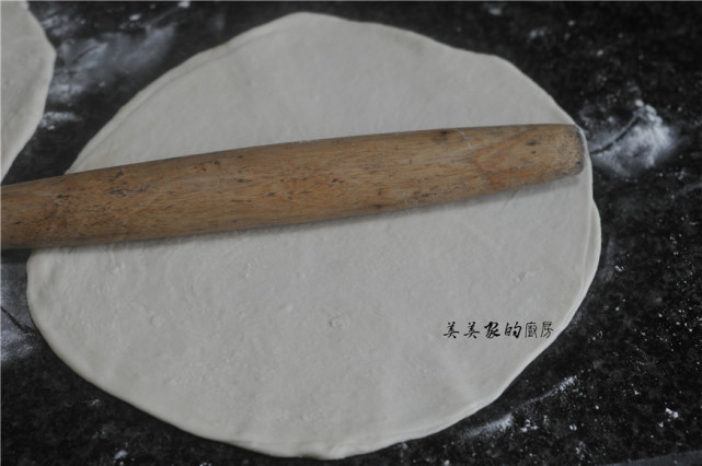 自製墨西哥雞肉捲，5分鐘就上桌，不用揉麵真省事，孩子的最愛