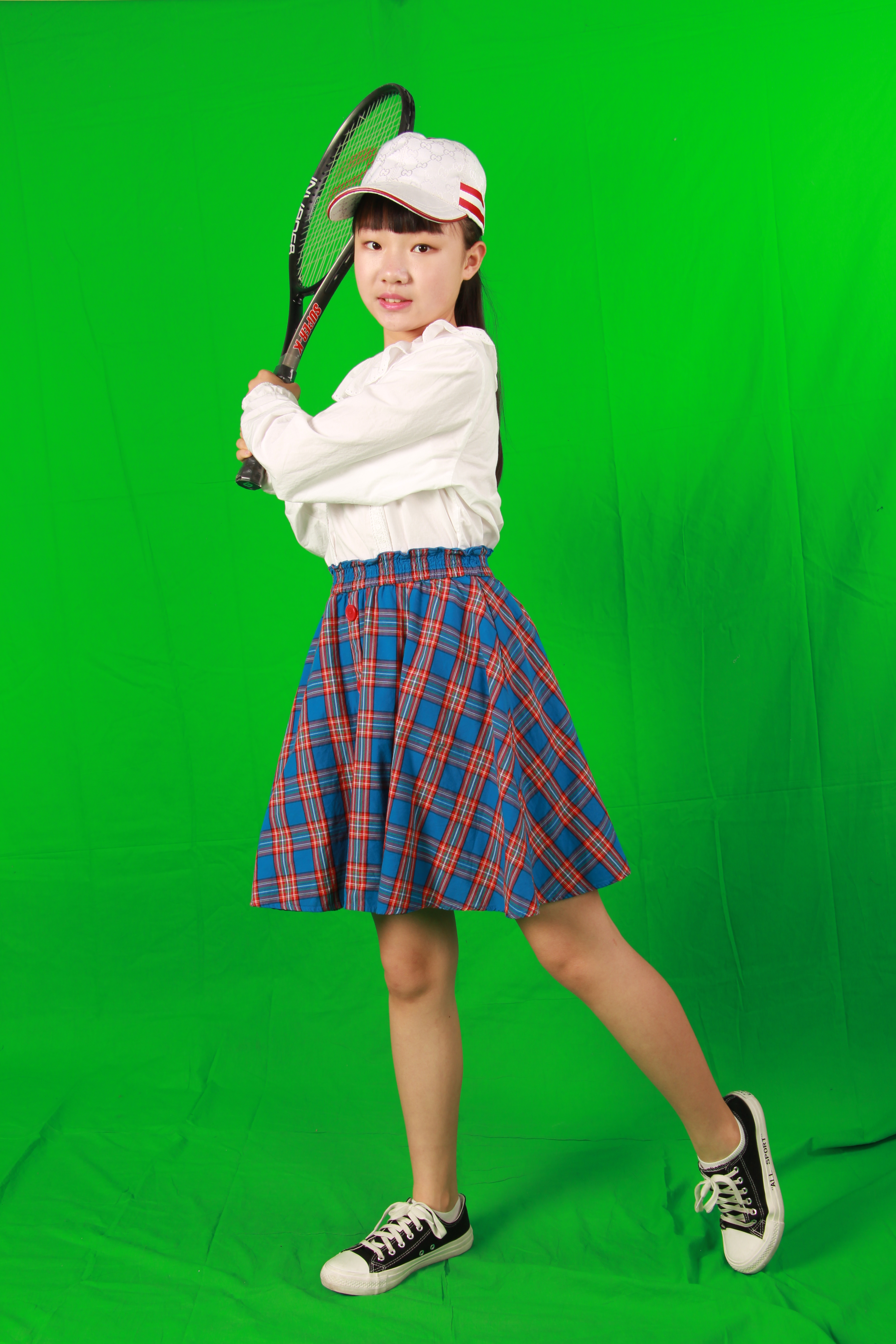 小才女孙启悦丨出个人MV的她唱歌表演样样在行，想拍电影当主演