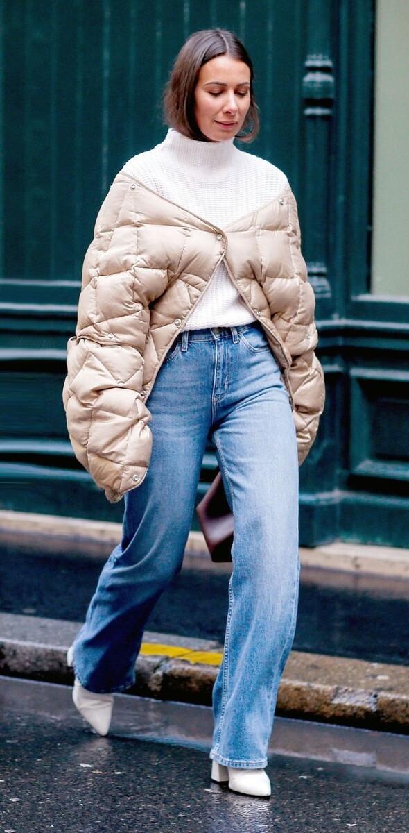 應采兒素顏太抗打，一身低調色依舊美到發光，確定是37歲倆娃媽