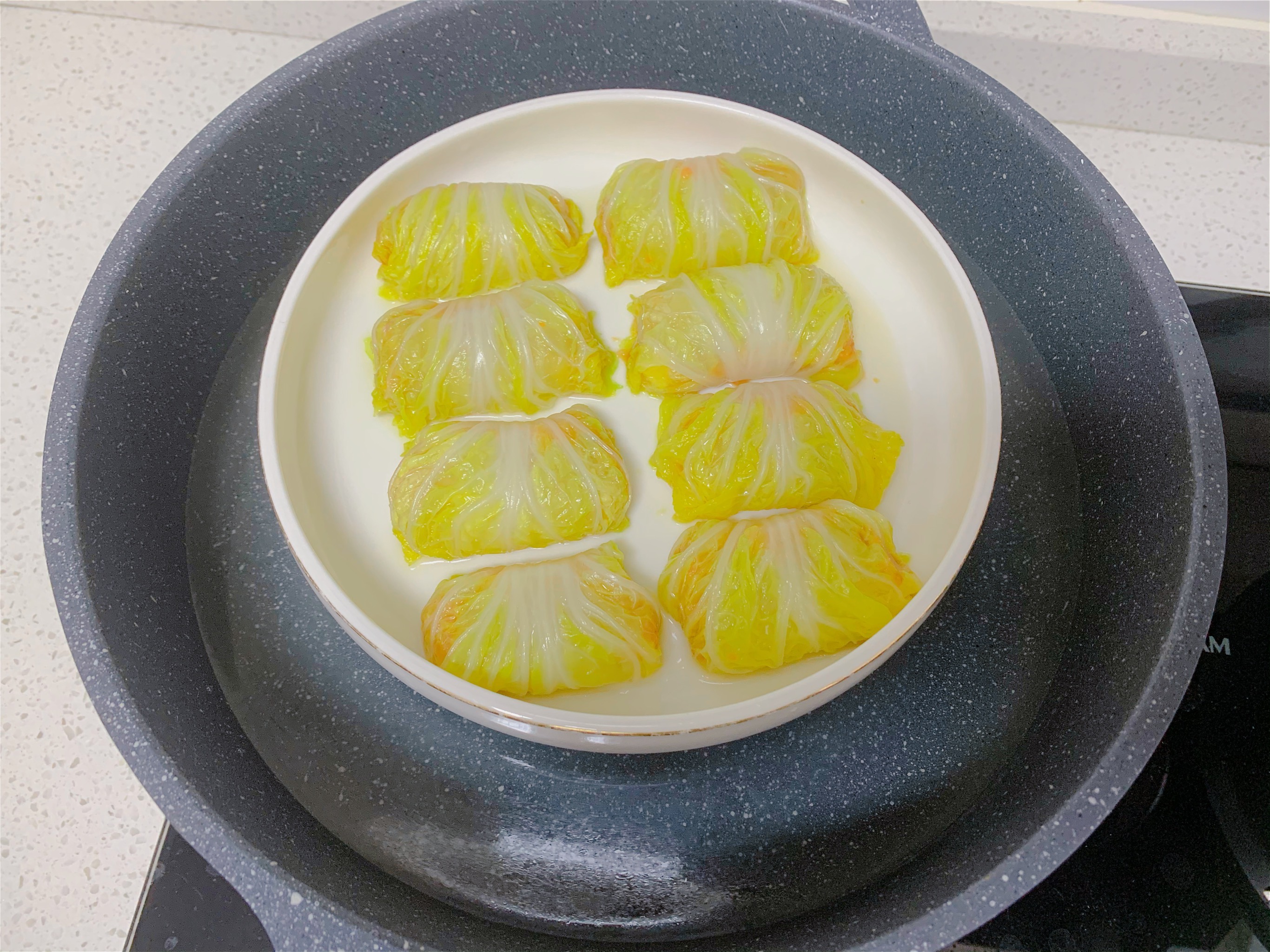 3月，不吃這菜真可惜，卷一卷蒸一蒸就搞定，熱量低還減肥