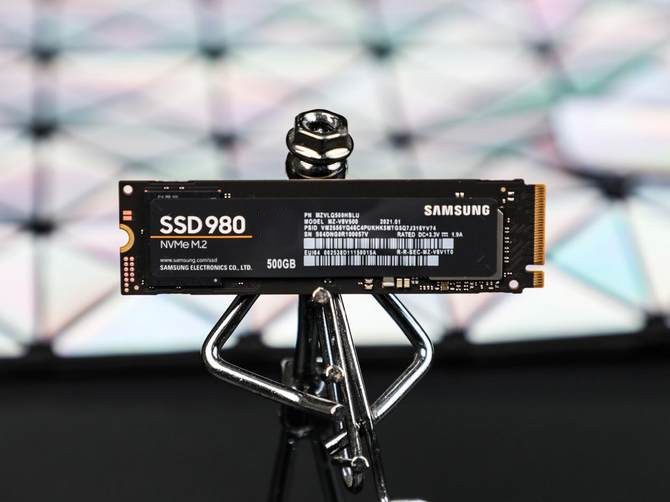 读取超3500MB/S 三星980 NVMe M.2高性能固态硬盘评测