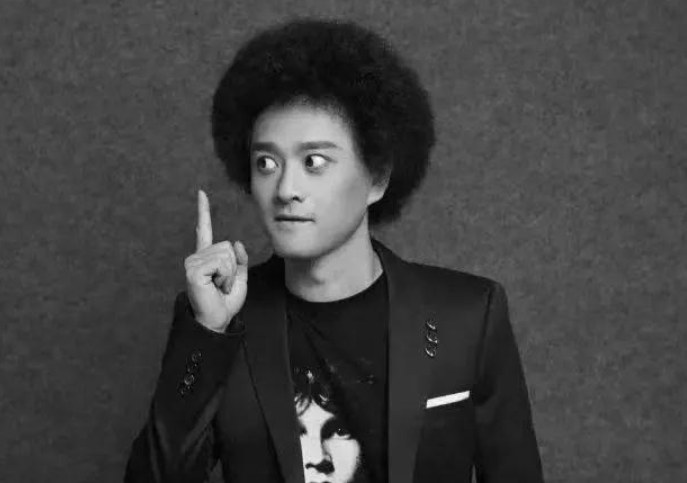 Exposure of spot of Zhao Yingjun memorial meeting, xue Zhiqian hurts heart cry bitterly, huang Bo is sent off before roc king treasure is strong