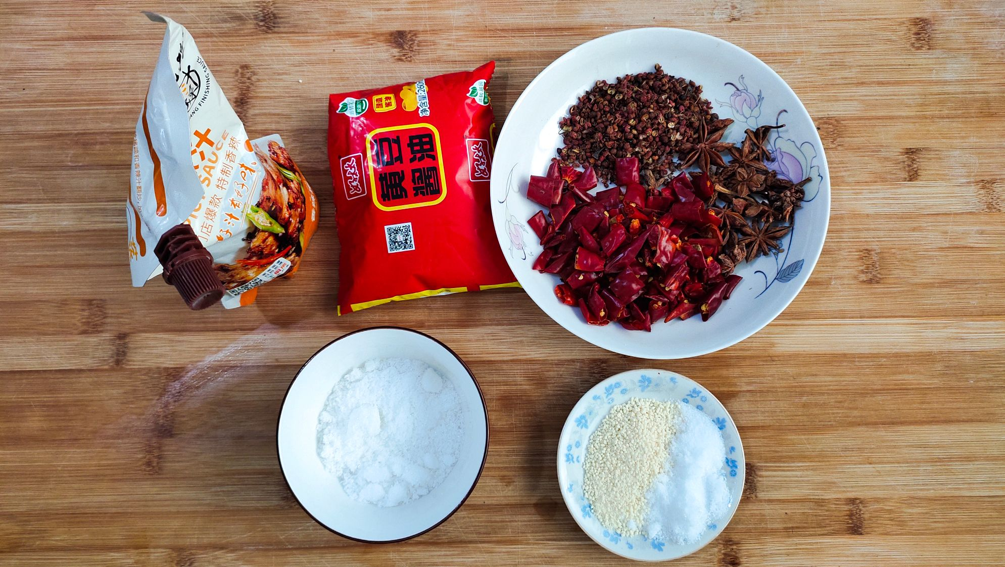 You can't finish eating too many chili peppers. You can make it into spicy oil chili. One time is enough to eat for two weeks.