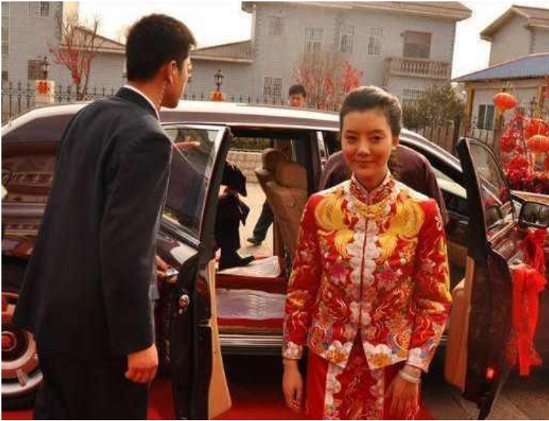 豪门梦碎的五大女星：恋爱时有多风光，之后就有多落魄