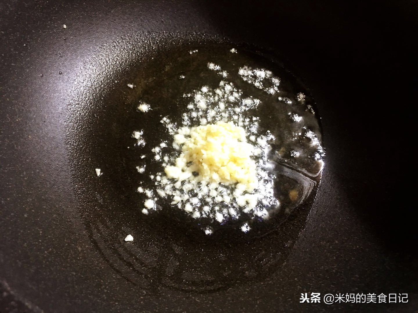 图片[5]-蒜蓉炒豌豆苗做法步骤图 清热排毒刮油脂吃再多肉也不长胖-起舞食谱网