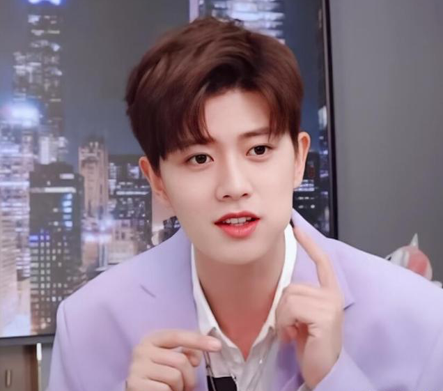 任嘉伦新综艺定档，他聊拍完第一部戏后心路，