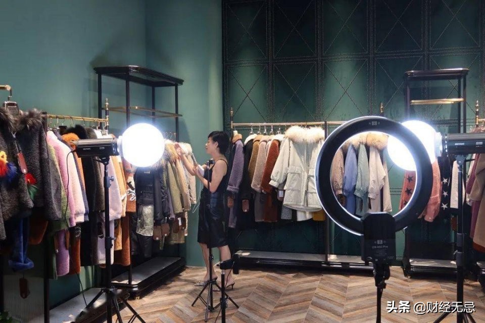 快手“超级年礼”背后的电商战争，“长期主义者”如何所向披靡